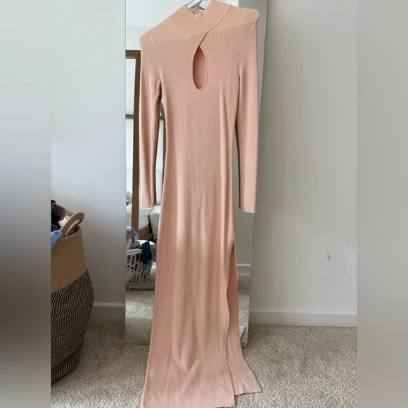 Lovers and Friends Pink Knit Maxi Dress with Slit XS - Picture 2 of 9